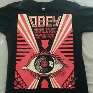 Obey t-shirt